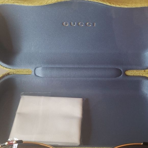 Gucci Gold Oversize Sunglasses - Picture 11 of 12